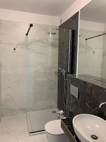 Apartament Bursztynowy-1